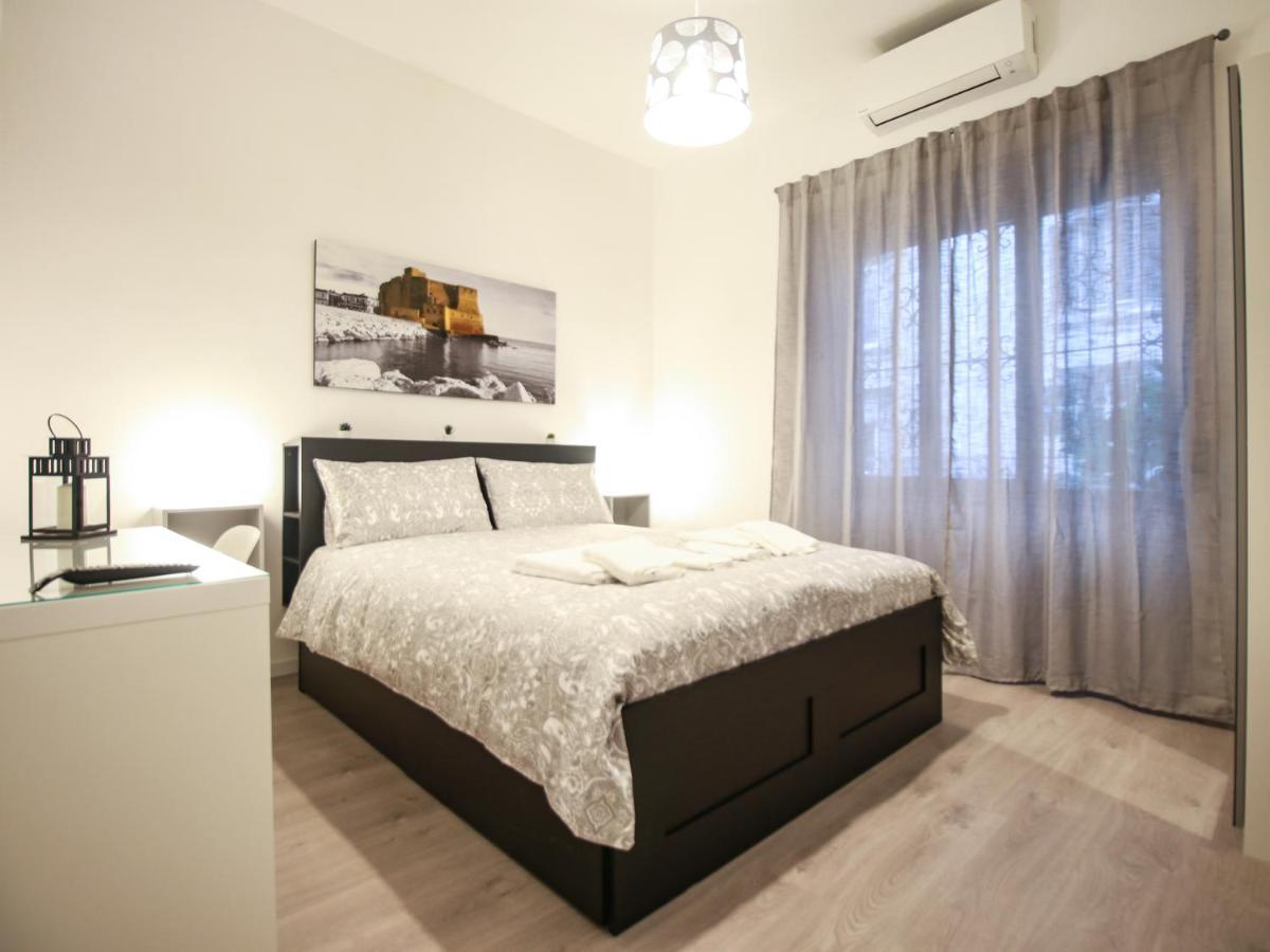 Chilometrozero Luxury Apartment Napoli Bagian luar foto