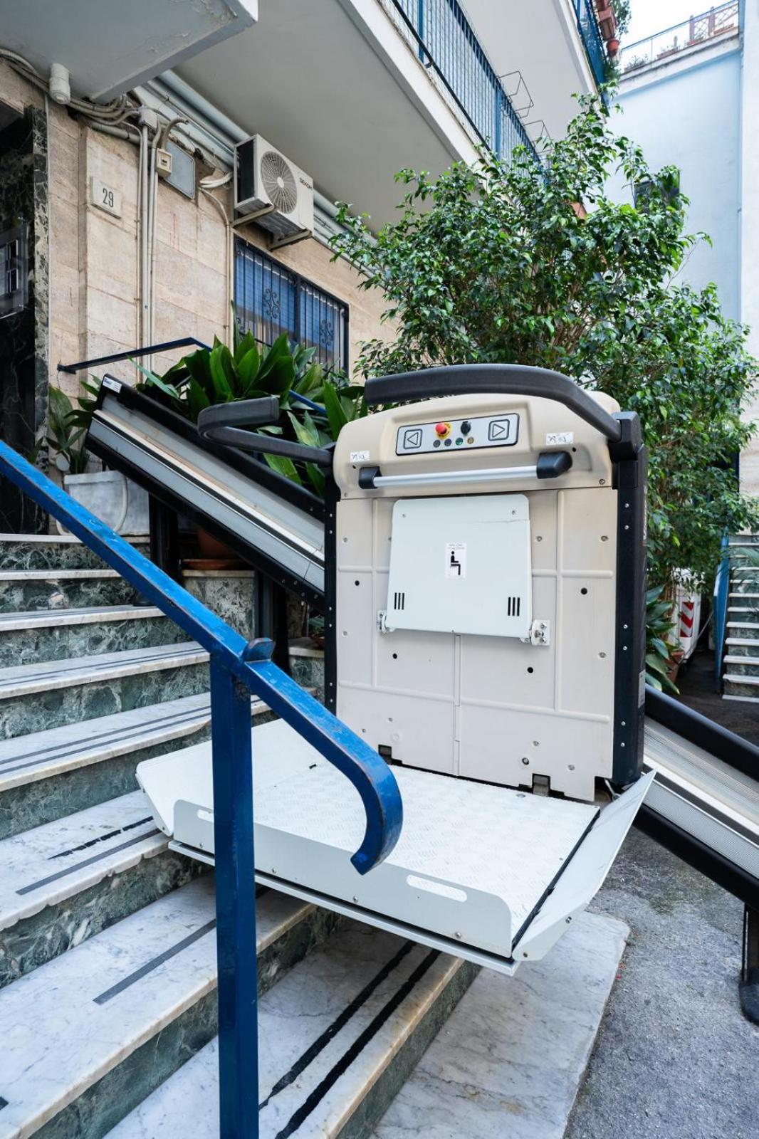 Chilometrozero Luxury Apartment Napoli Bagian luar foto