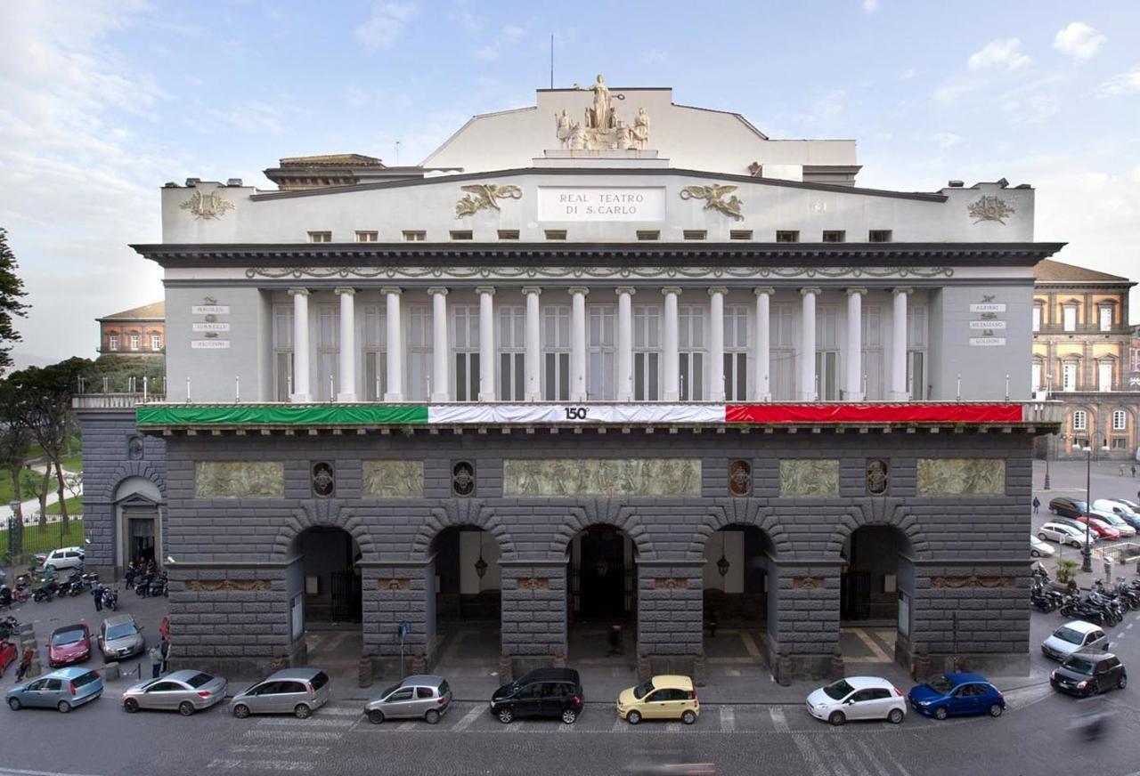 Chilometrozero Luxury Apartment Napoli Bagian luar foto