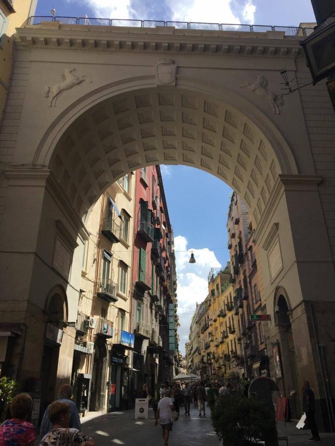 Chilometrozero Luxury Apartment Napoli Bagian luar foto